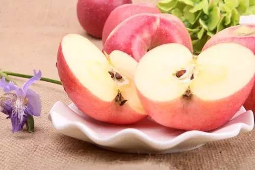 苹果含有较多维生素和镁